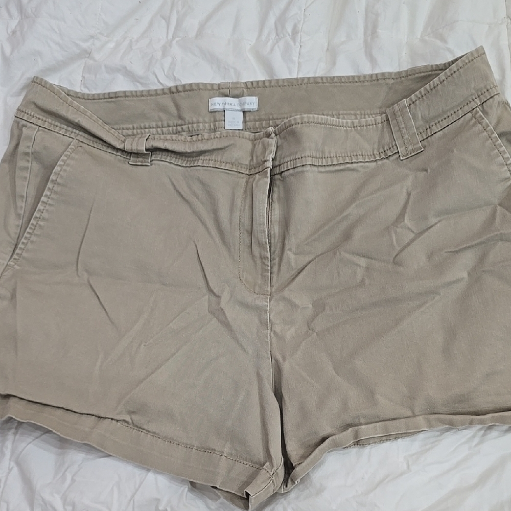 Women's Tan Shorts 16 Ny Co Plus Khaki Chinos